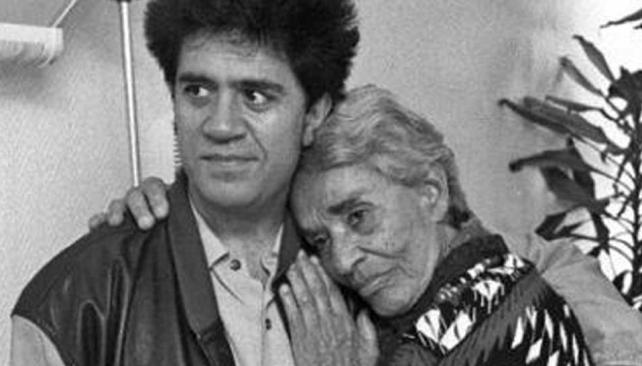 Chavela Vargas y Pedro Almodóvar