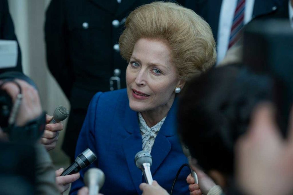 Gillian Anderson está excelente en su interpretación de la Dama de hierro