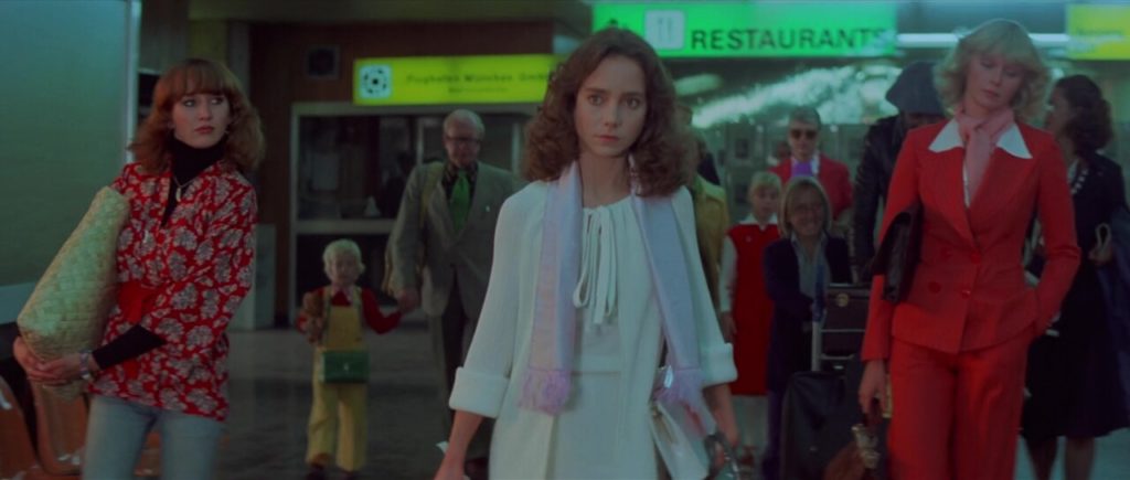 Camedio de Nicolodi en Suspiria de Dario Argento