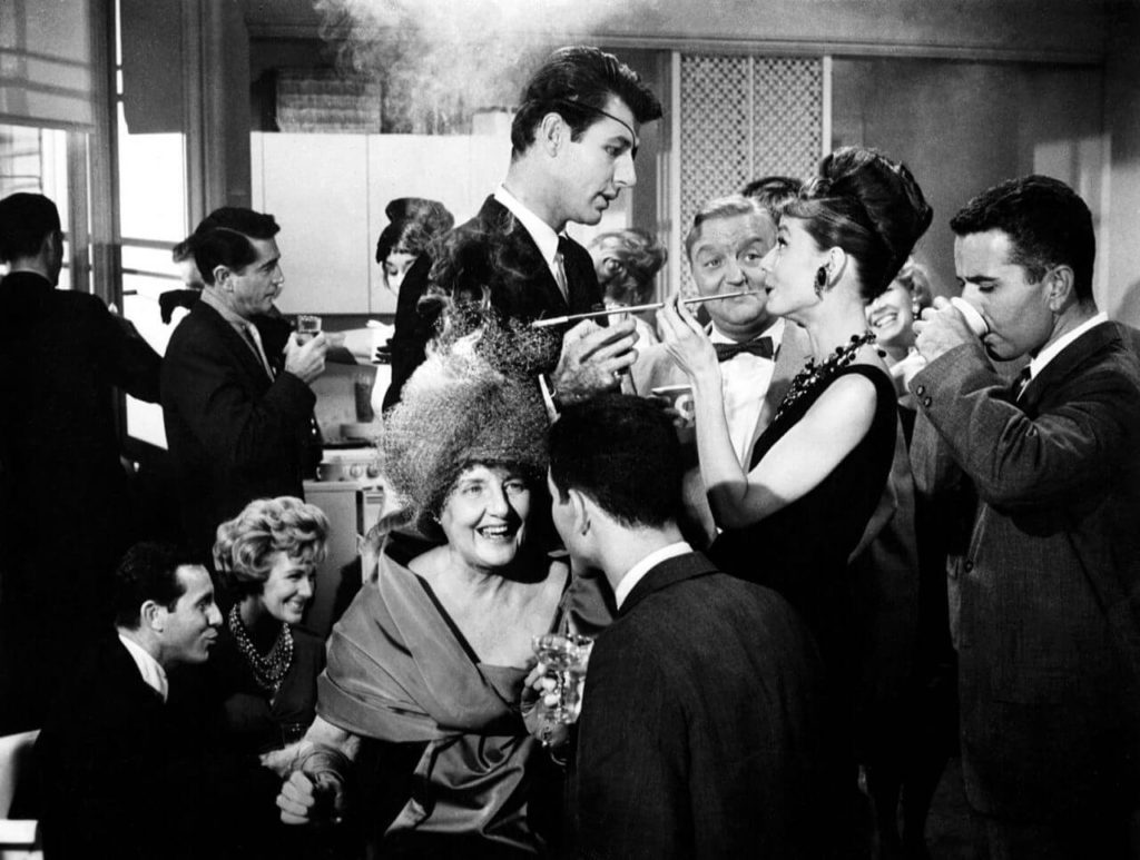 El desarrollo de la fiesta de Audrey es una de las mejores curiosidades de Breakfast at Tiffany's.