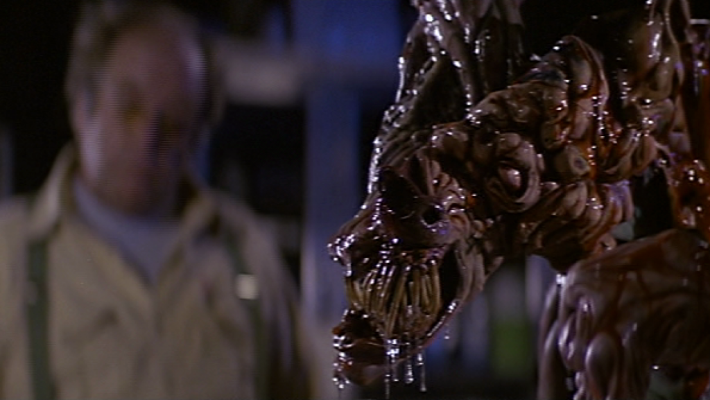 Te dejamos la reseña del clásico del terror La Cosa (1982) de John Carpenter