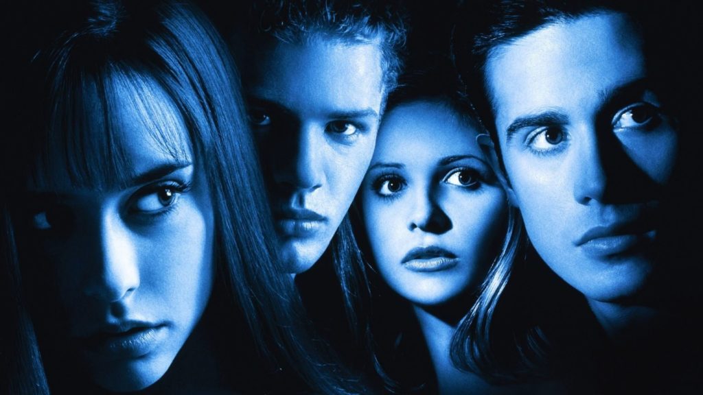 Checa nuestra reseña del remake del famoso slasher Sé lo que hicieron el verano pasado