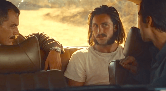 La novela de Edward (Jake Gyllenhaal) se lleva la palma, esta ficción ensambla toda la historia.