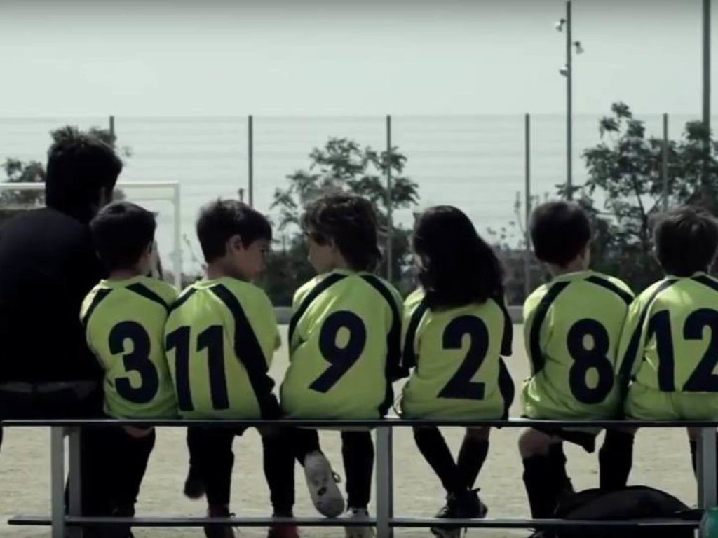 Las niños y niños del cortometraje Pequeño equipo nos dan una valiosa lección de vida