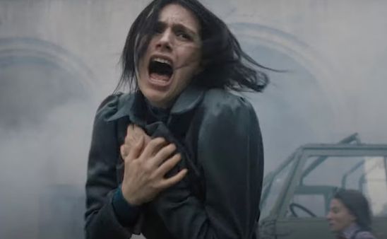 La protagonista en un ataque psicótico
